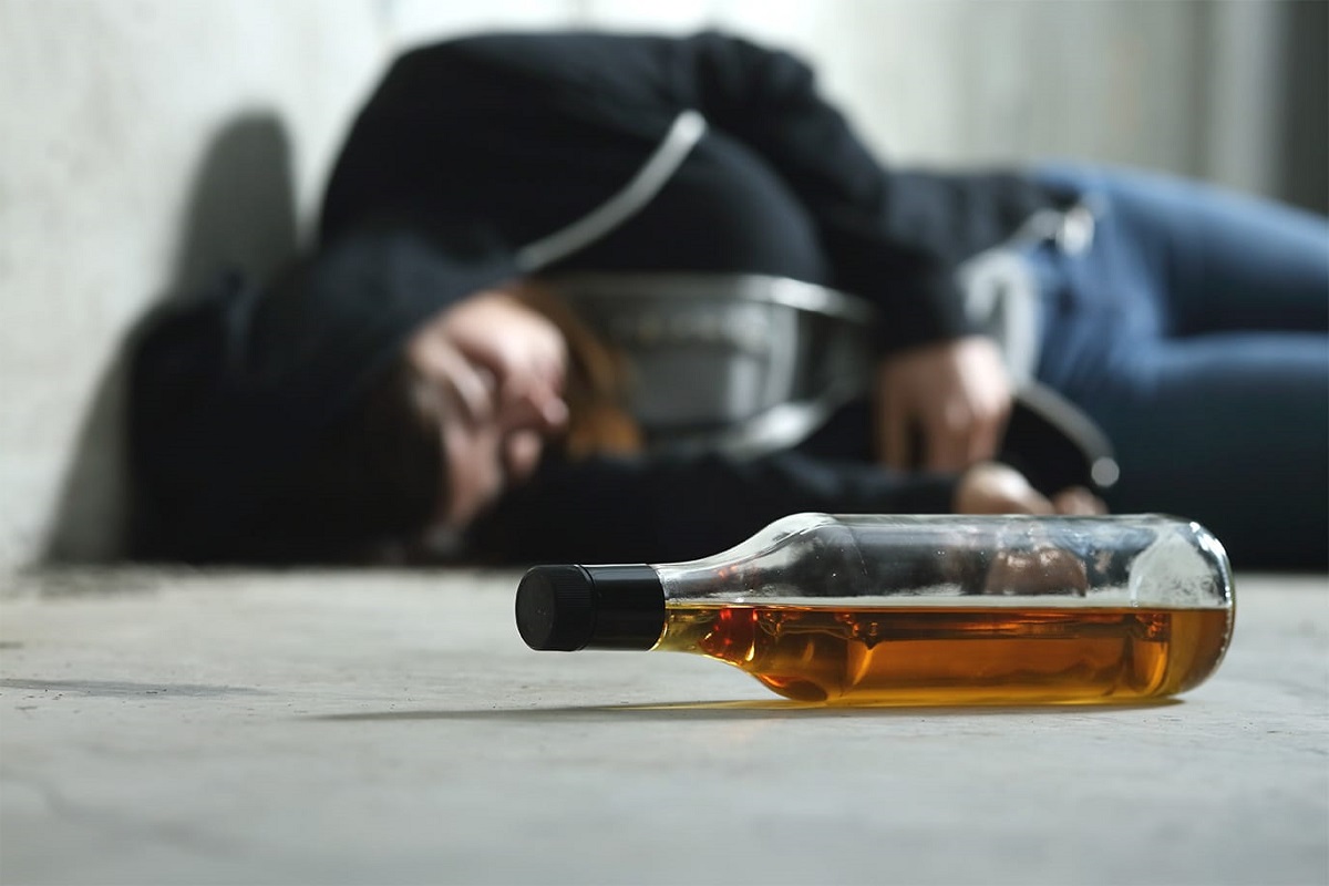 злоупотребление алкоголем